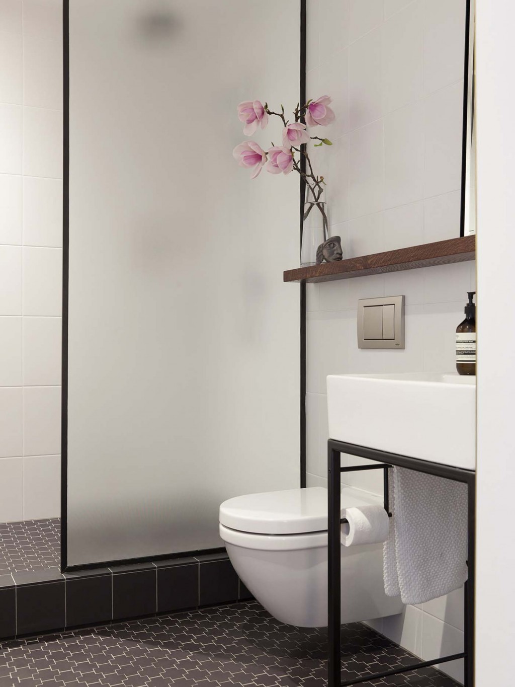 Carroll designed the washstand herself and had it custom-made. Photograph by David Straight.