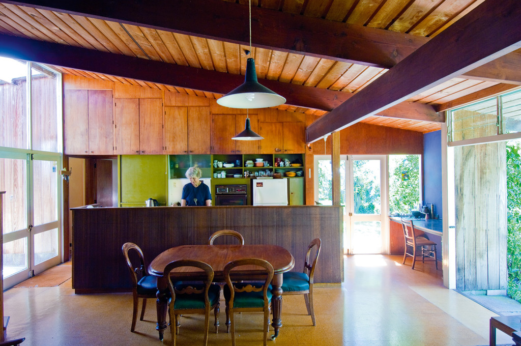 Photographs by Paul McCredie.