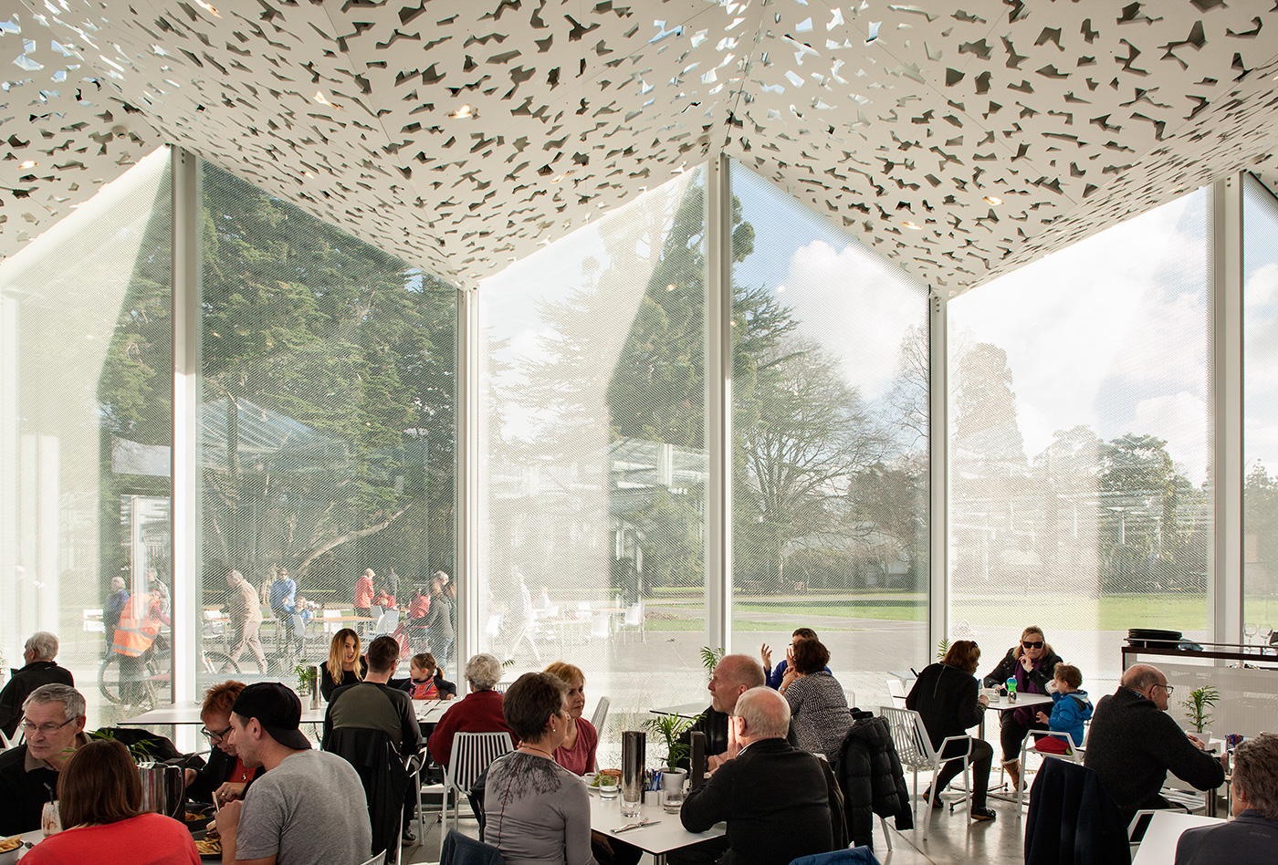 Christchurch Botanic Gardens visitor centre. Photograph by Simon Devitt.