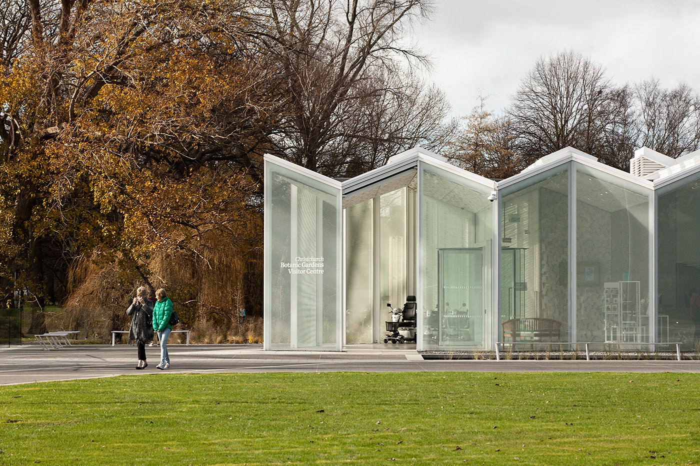Christchurch Botanic Gardens visitor centre. Photograph by Simon Devitt.