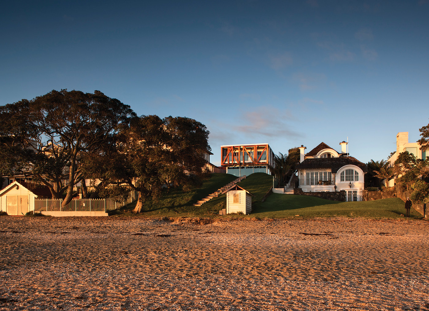 Photograph by Simon Devitt.