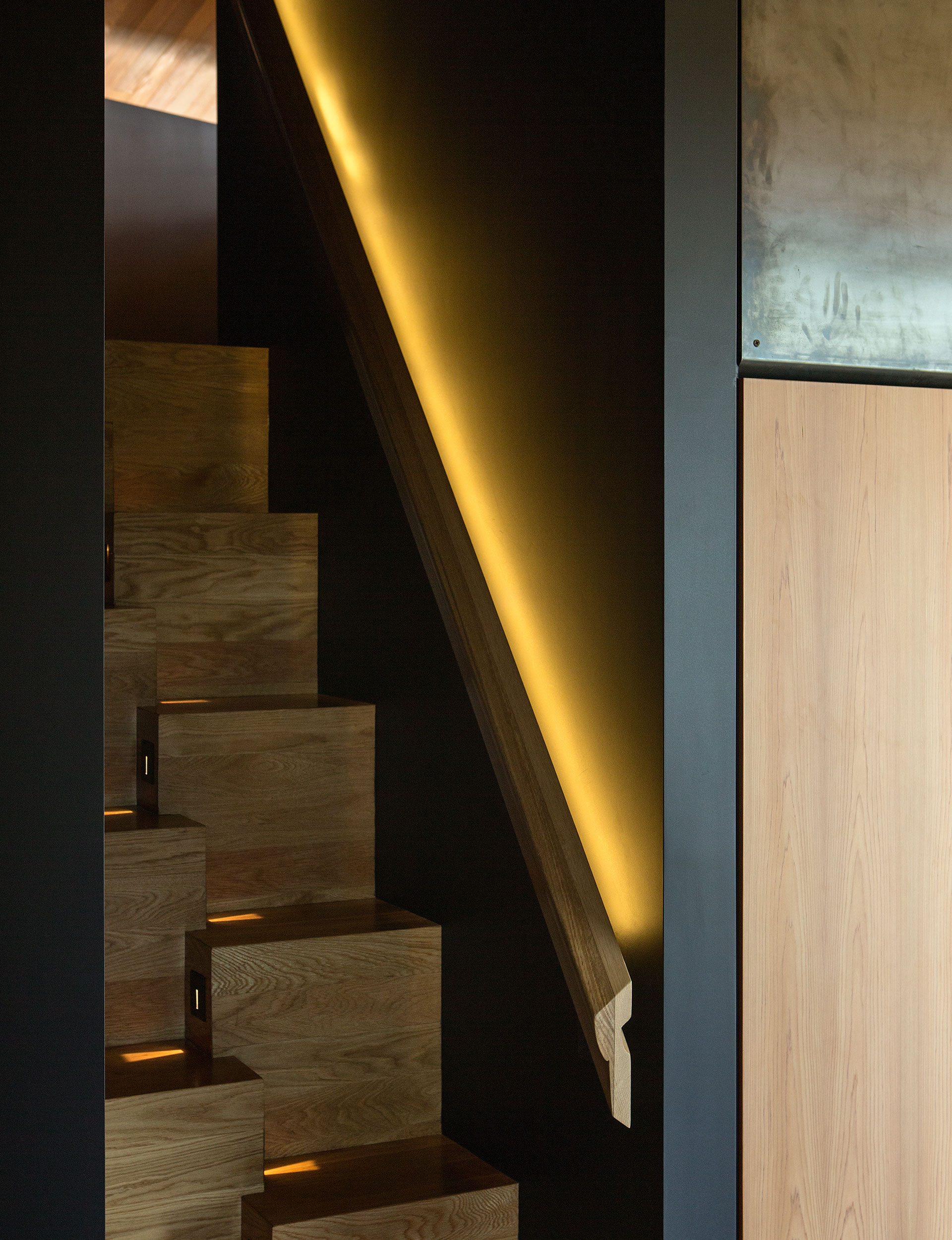 stairbase, steps, hallway, asymmetrical, lighting details