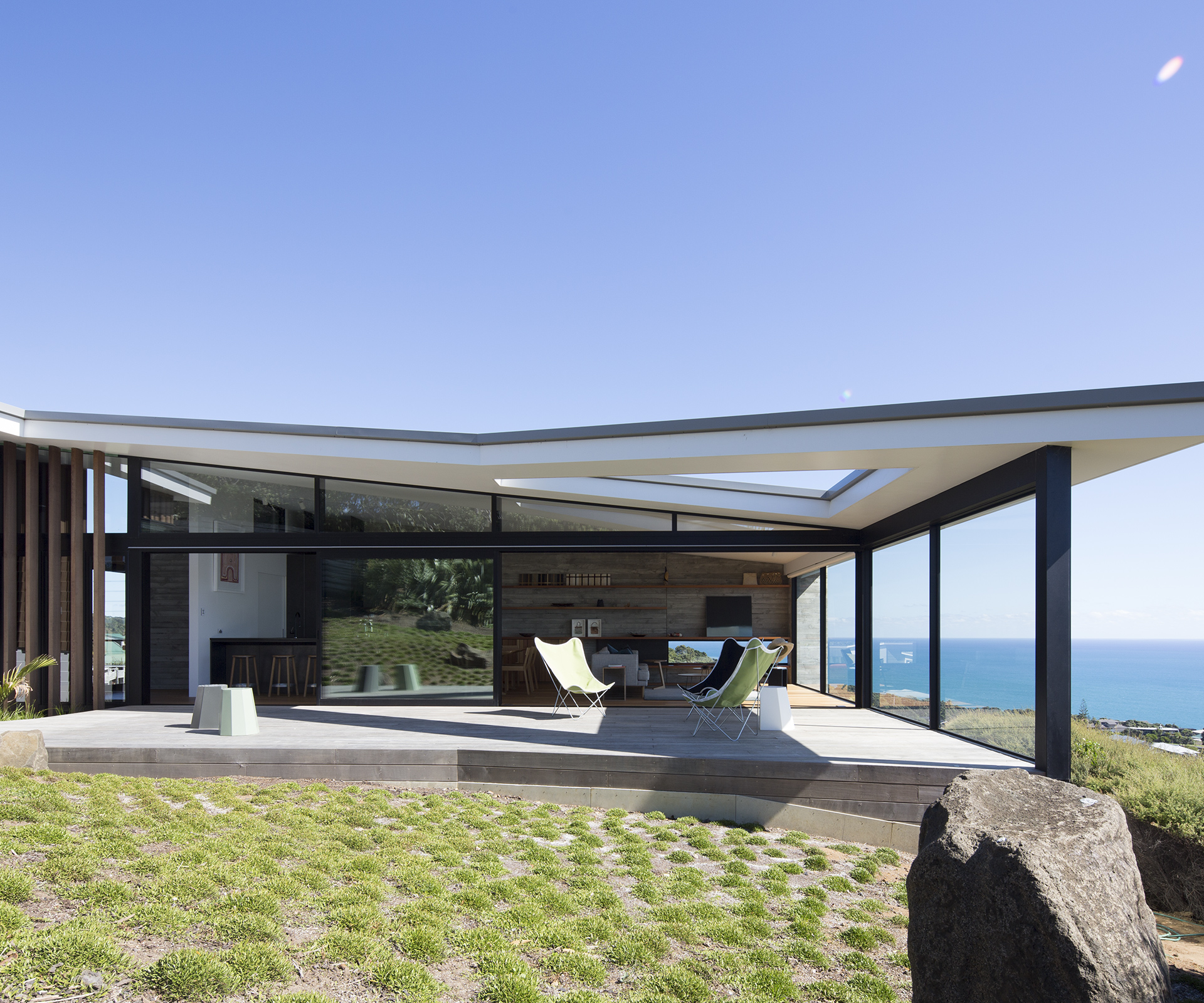 HE1215_HOMES_MuriwaiMURIWAI HSE_9203