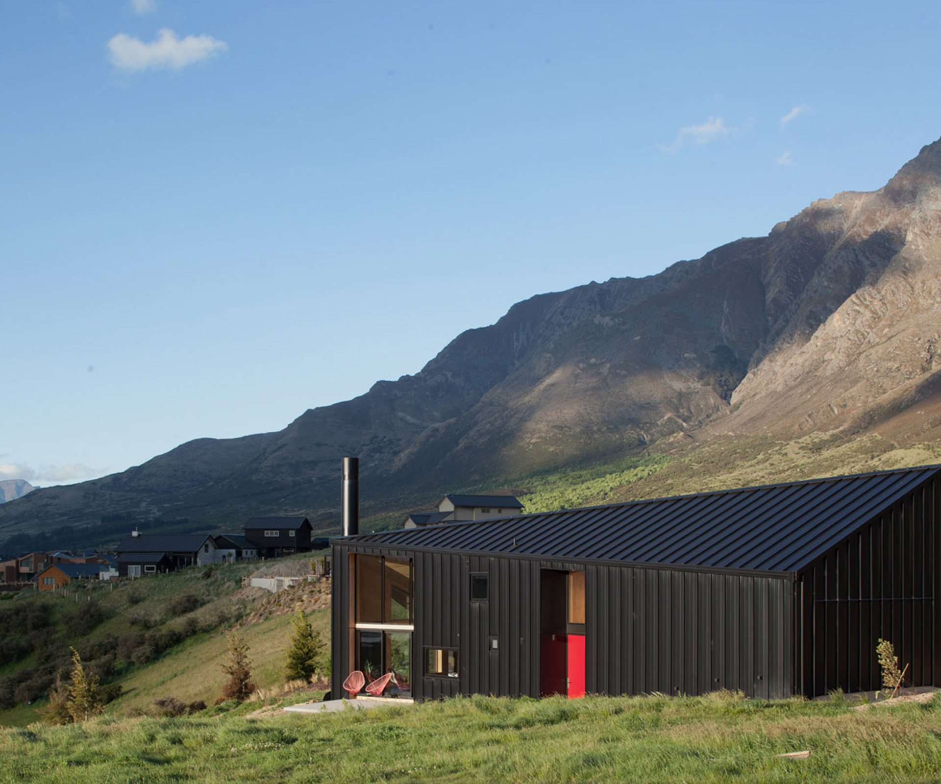 A home near Queenstown by Anna-Marie Chin. Photograph by David Straight.