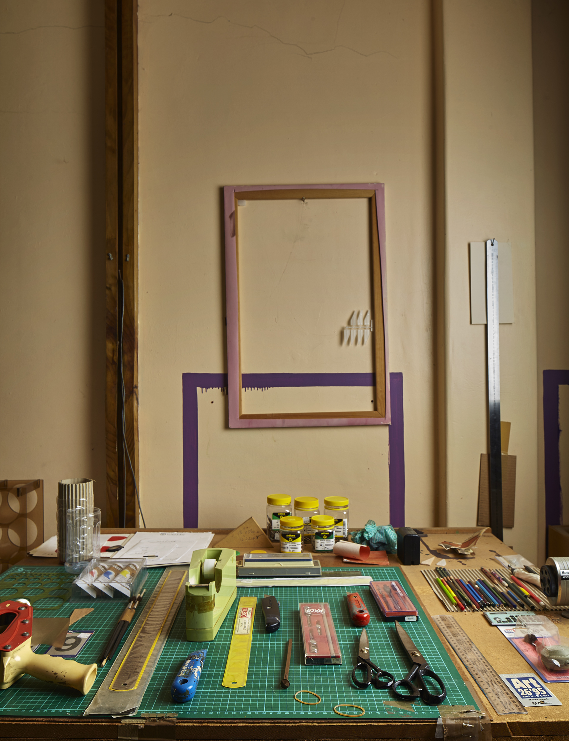 HE0216_Four painters_Julian_Dashper_Studio_0016