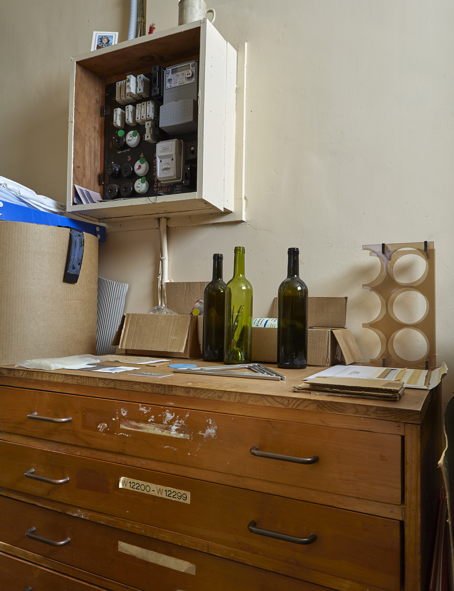 HE0216_Four painters_Julian_Dashper_Studio_0025