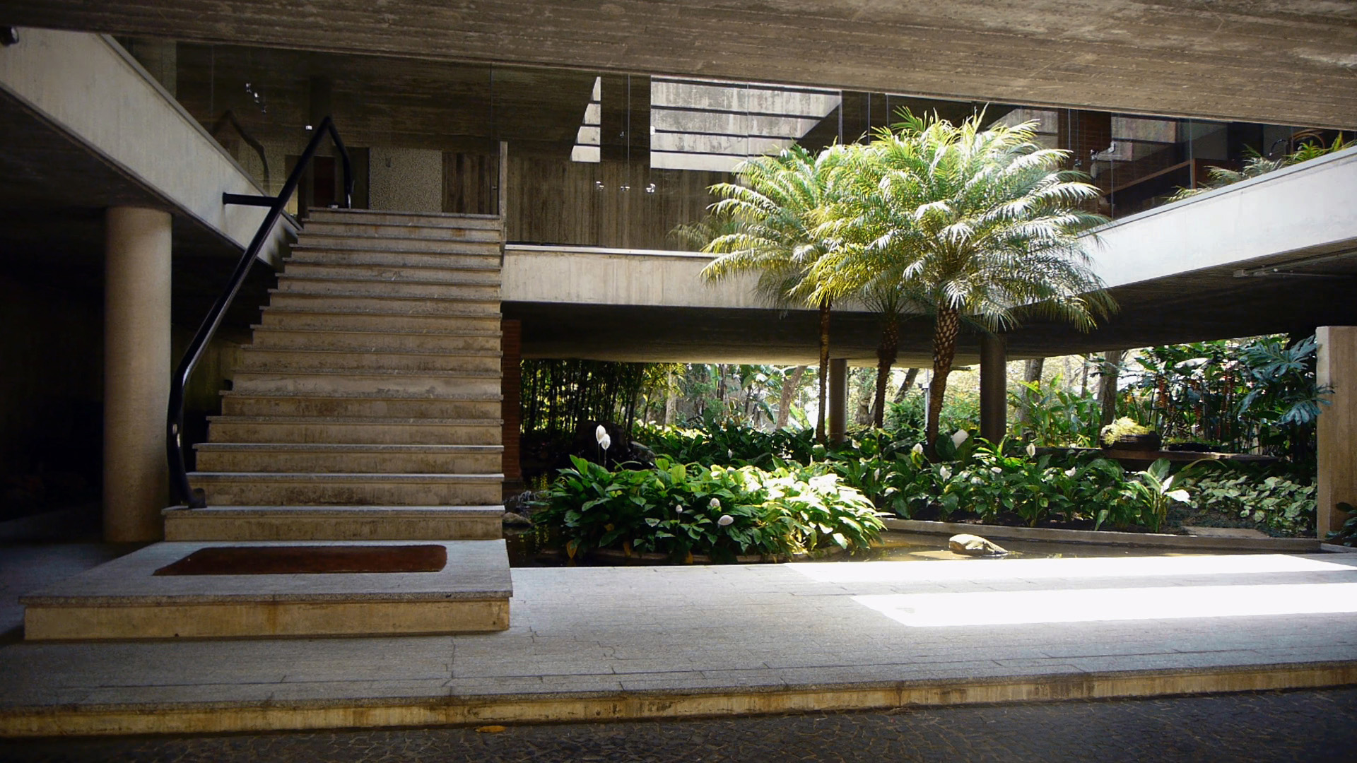 A still from the film Archieto de Mdida Justa.