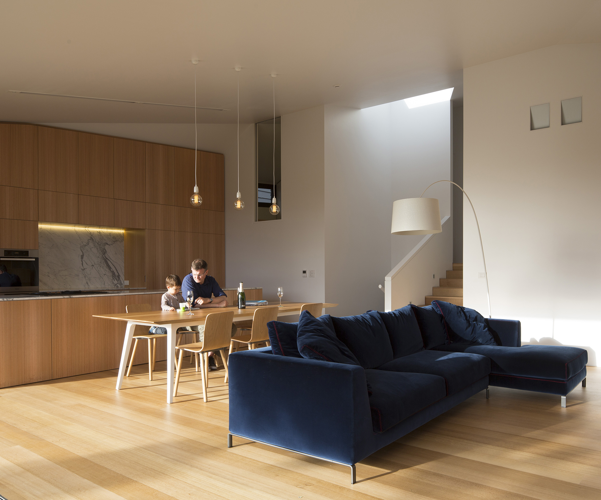 HE0416_HME_Villametre_THE BLACK HOUSE_2042