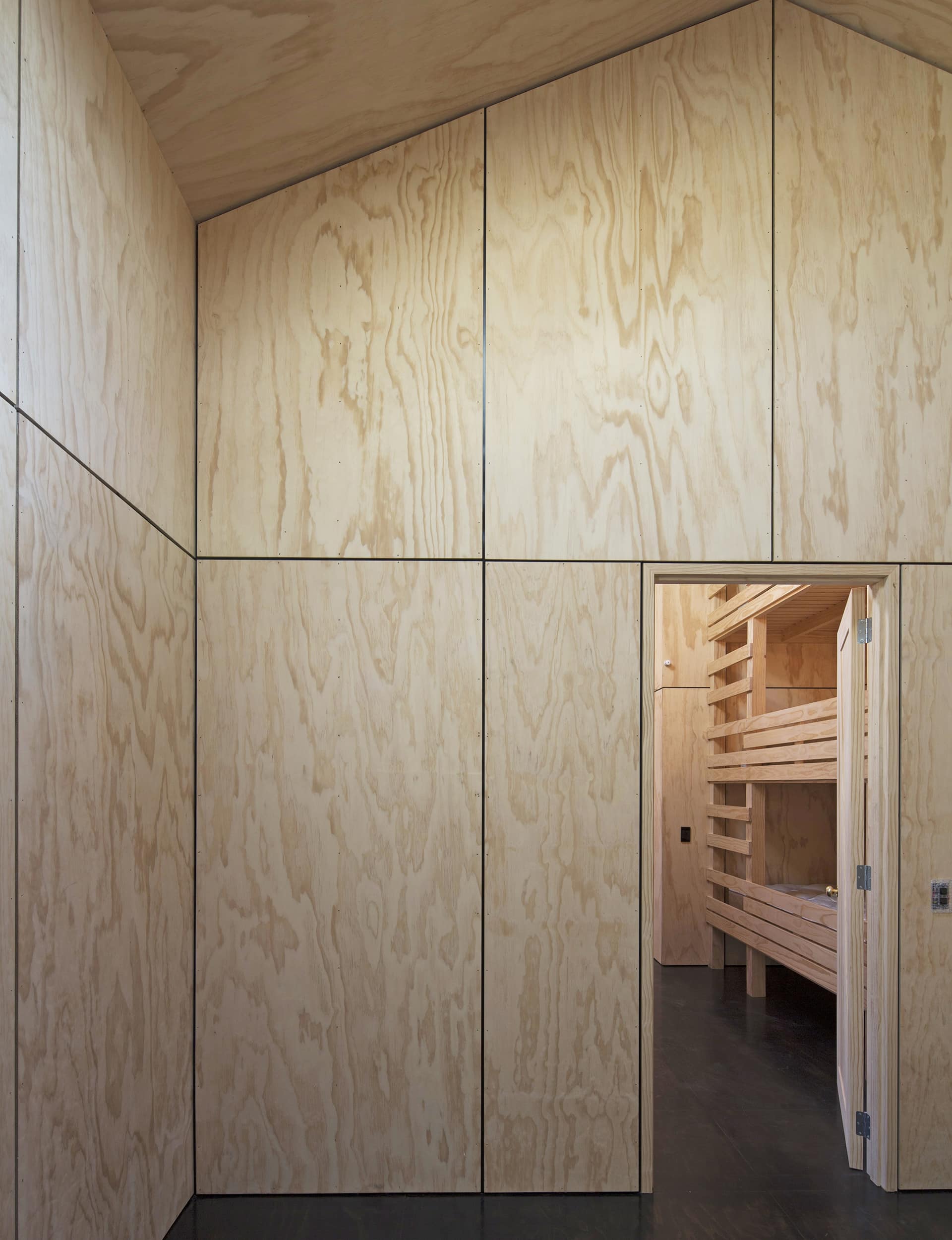 HE0816_HME_Cardronahut_CARDRONA HUT_1327