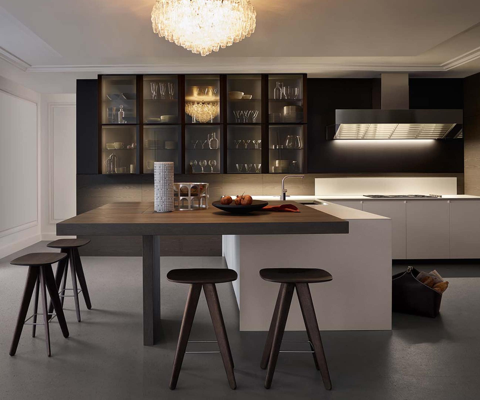 The 'Trail' kitchen by Carlo Colombo for Varenna, one of the many designs offered by Studio Italia at our kitchen day.