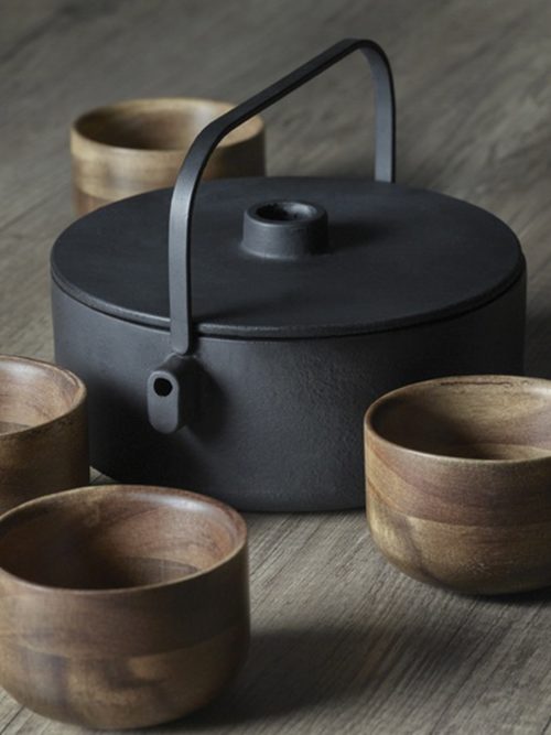 The Collage teapot by Utilise for Serax