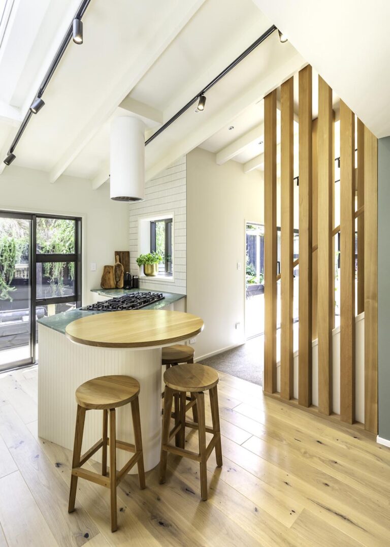 3 Glenbush Kitchen - architectural shapes